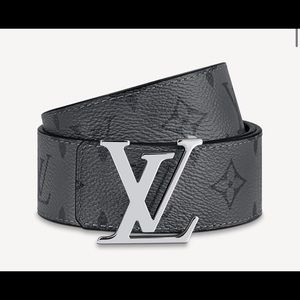 Men’s reversible Louis Vuitton belt